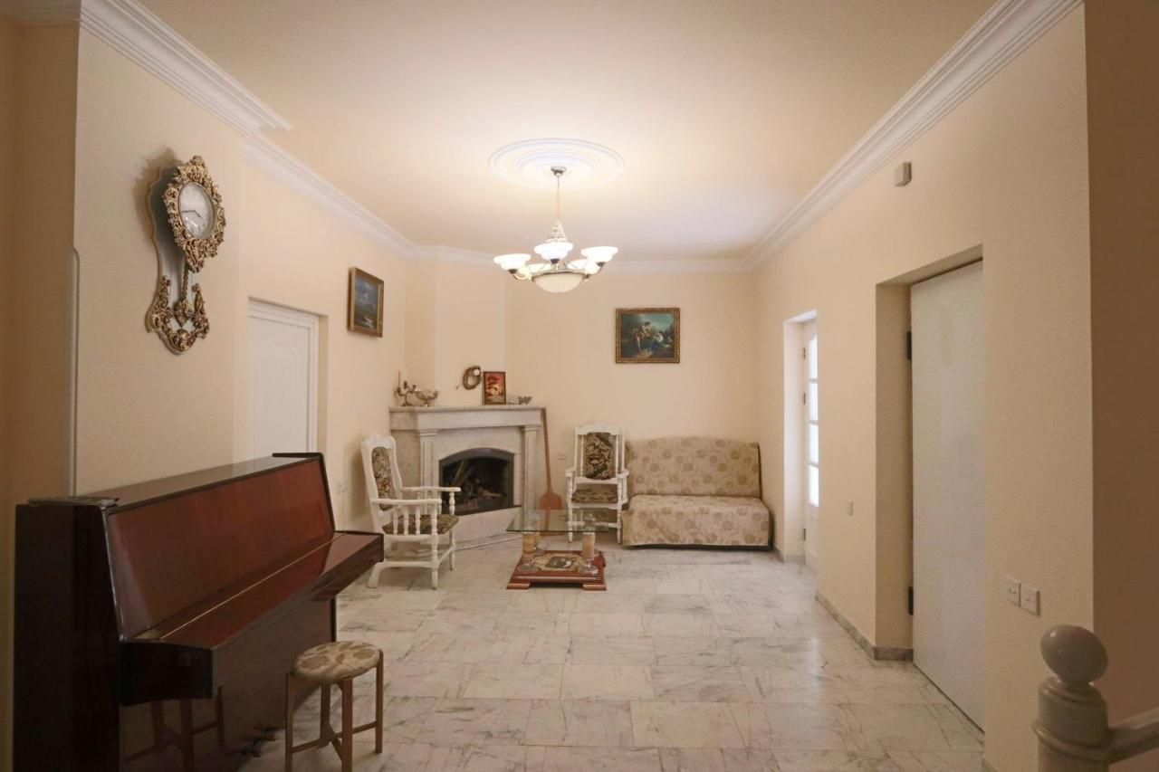 Garnim Guest House Yerevan Exterior photo